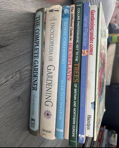 Gardening book bundle - 8,