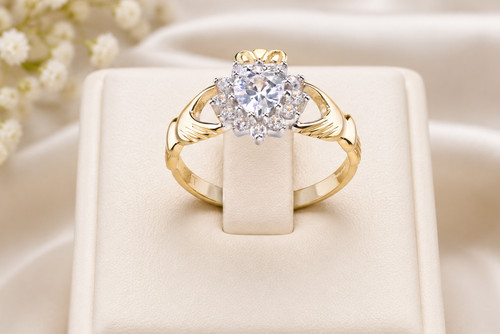 Ladies claddagh ring solid - ring, in