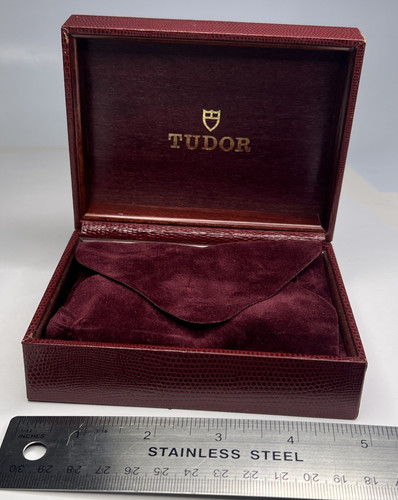 Tudor inner burgundy watch - burgundy,