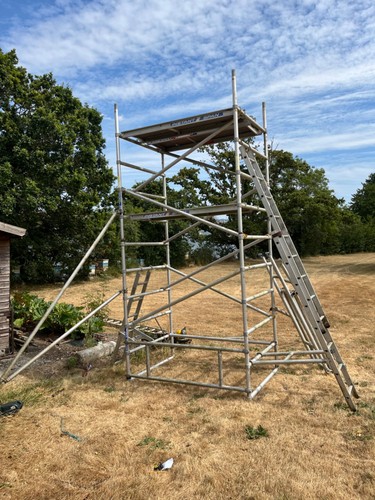 Used aluminium scaffold tower - aluminium,