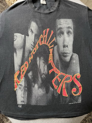 Vintage 90s red - red, hot