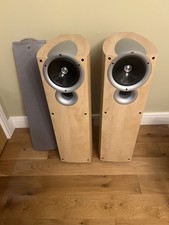 KEF Q3 SPEAKERS Bi-amp maple