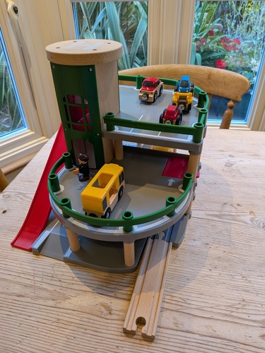 Brio parking garage with cars - garage,