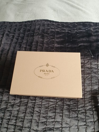 Prada pink empty box - prada,