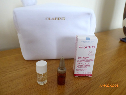 Clarins cosmetic make up - clarins,