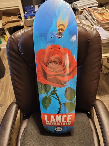 Flip lance mountain - bee, rose