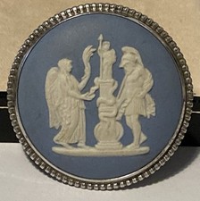 1977 Hallmarked Wedgwood Blue Jasperware Sterling Silver Brooch.