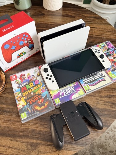 Nintendo switch oled white - nintendo,