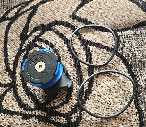 Quad lock twist - twist,