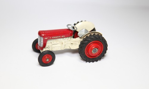 Corgi massey ferguson 65 - no,