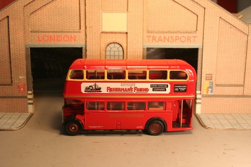London transport rtl285 145 - transport, on