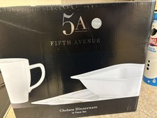 Brand New Fifth Avenue 16