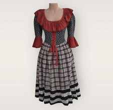 Vintage Victorian Prairie