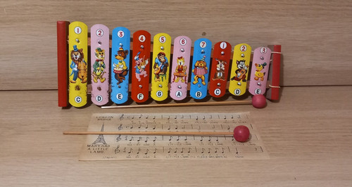Childrens metallic xylophone - metallic,