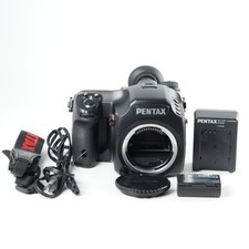 Pentax 645D Medium Format DSLR