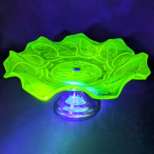 Vintage art deco - uranium, glass