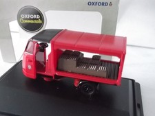 Oxford 76WE009, Wales & Edwards Milk Float, Scottish Farmers Dairy Co. Ltd. 1:76