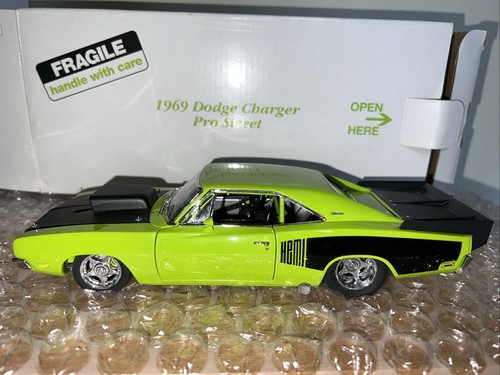 Danbury mint 1969 - danbury, dodge