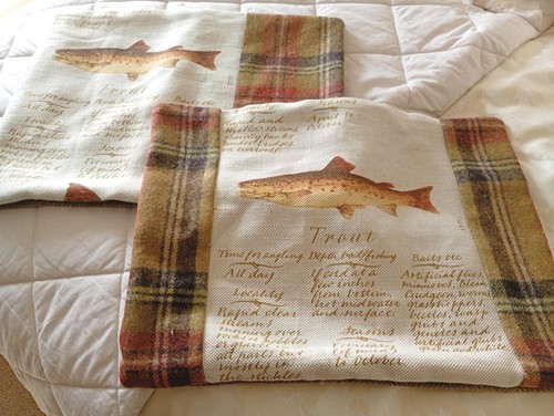 Pair cushion covers in - cushion,