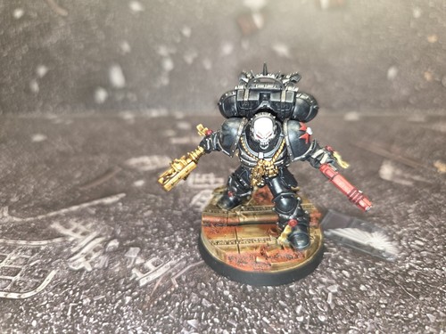 Space marine chaplain - marine, with