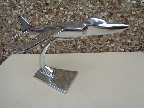 Polished aluminium model - polished,