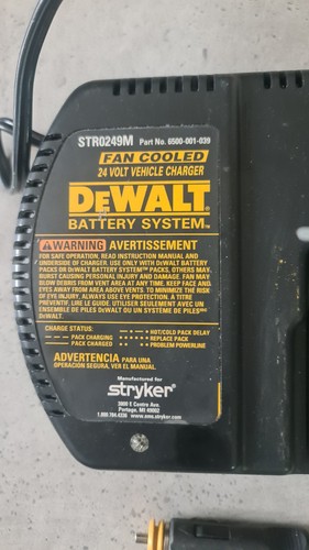 Dewalt 24v battery - 24v, charger