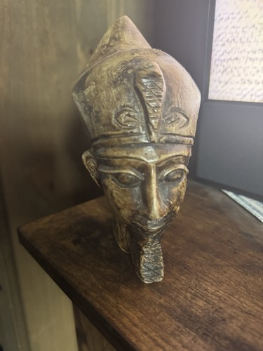 Nefertiti bust sculpture - nefertiti,