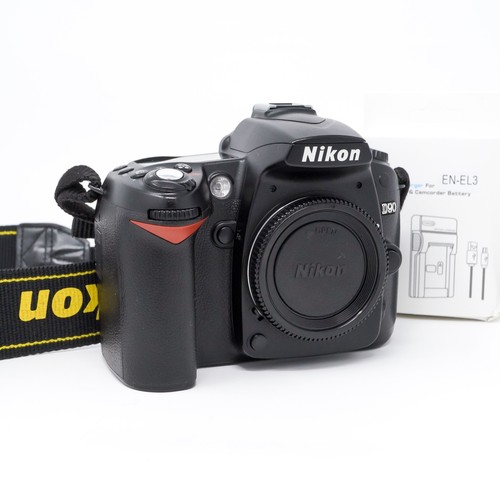 Nikon d90 3mp - digital, slr
