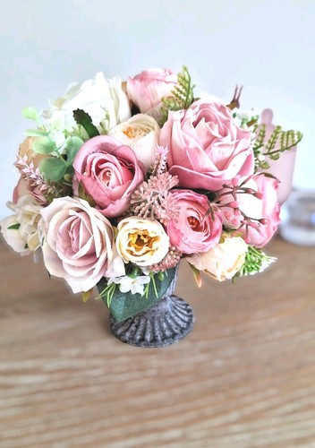 Small silk floral - small,