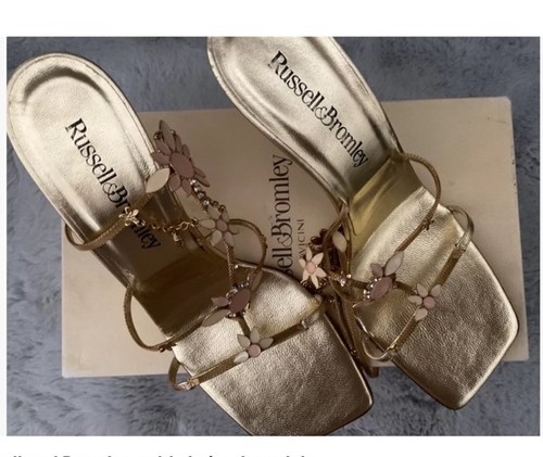 Russell and bromley - russell,