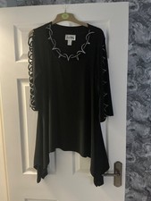 Joseph Ribkoff black and white top Size 16