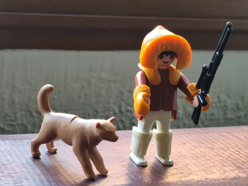 Playmobil eskimo figures dog - playmobil,