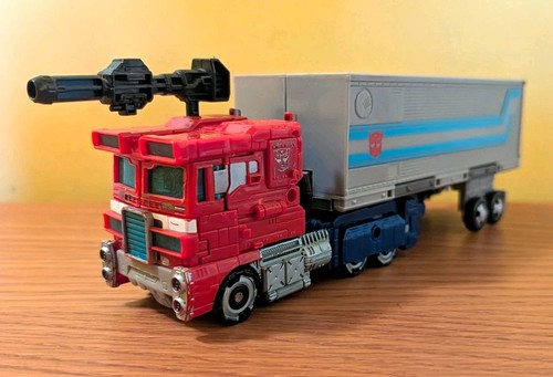 Hasbro transformers optimus - hasbro,