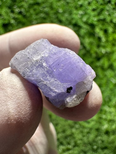 Tanzanite crystal with color - tanzanite,