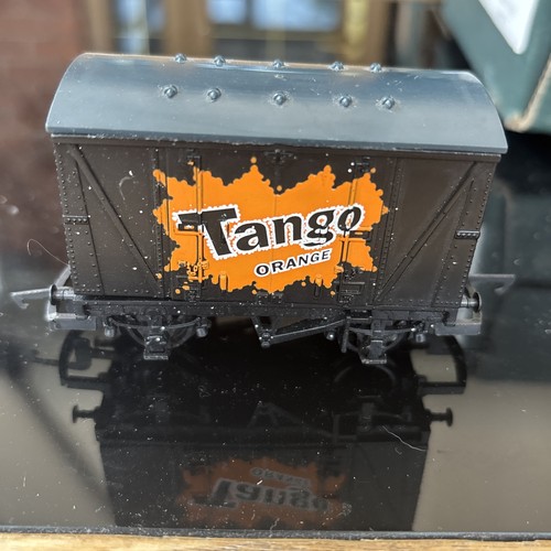 Hornby tango r1015 - tango, closed