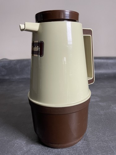 Retro aladdin thermos jug - retro,