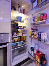 Bosch integrated fridge KIR24V20GB