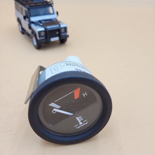 Defender 98 water - lr,