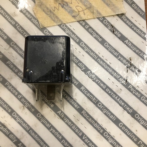 Fiat lasher relay - relay, unit