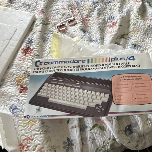 Commodore plus vintage - commodore, plus/4