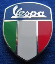 SCOOTER MOD BADGE - VESPA ITALIAN SHEILD ITALIANO