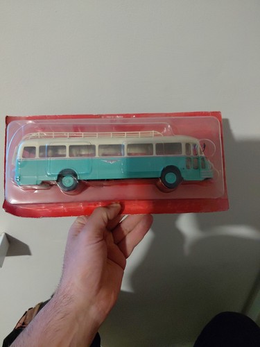 Malta classic bus diecast - malta,