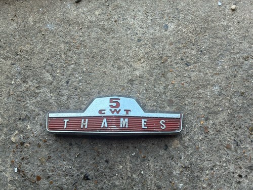Ford thames badge 5cwt - thames, 400e