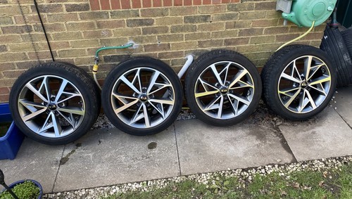 Kia niro alloy - kia,