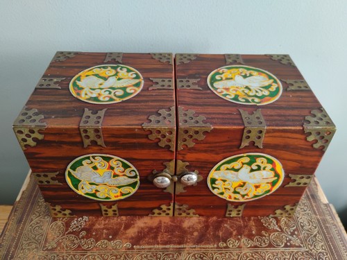 Vintage asian mother pearl - vintage, of