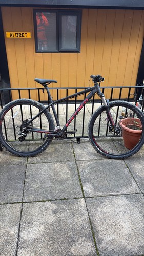 Carrera hellcat mountain - hellcat,