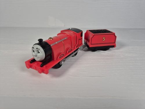 James trackmaster motorised - james,