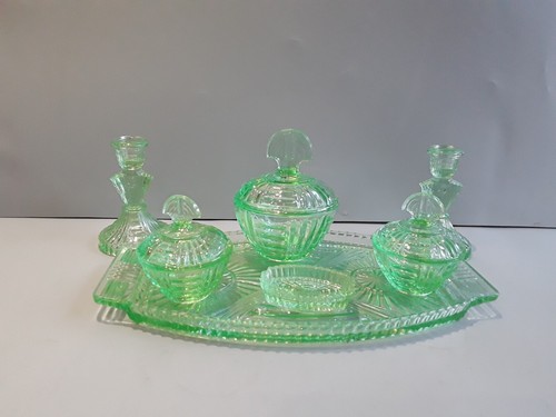 Art deco green glass - green, dressing