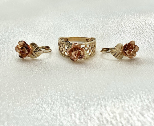 Gold 10k ring - 10k, black