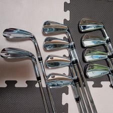 Wilson Right Handed Iron Set Stuff FG6 3-9,P,S,L Dynamic Gold Flex S300